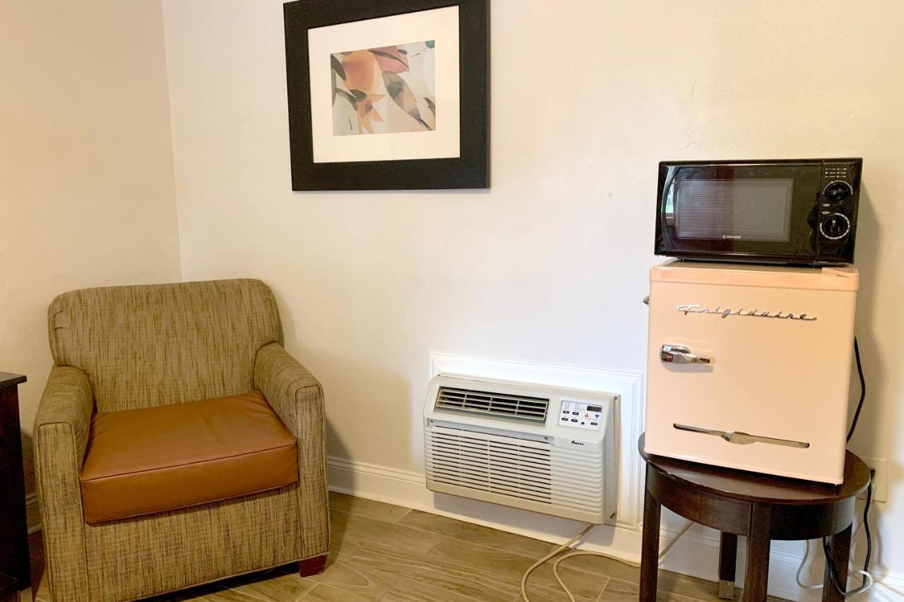 Hotel Savannah Ga Hwy 17 Екстериор снимка