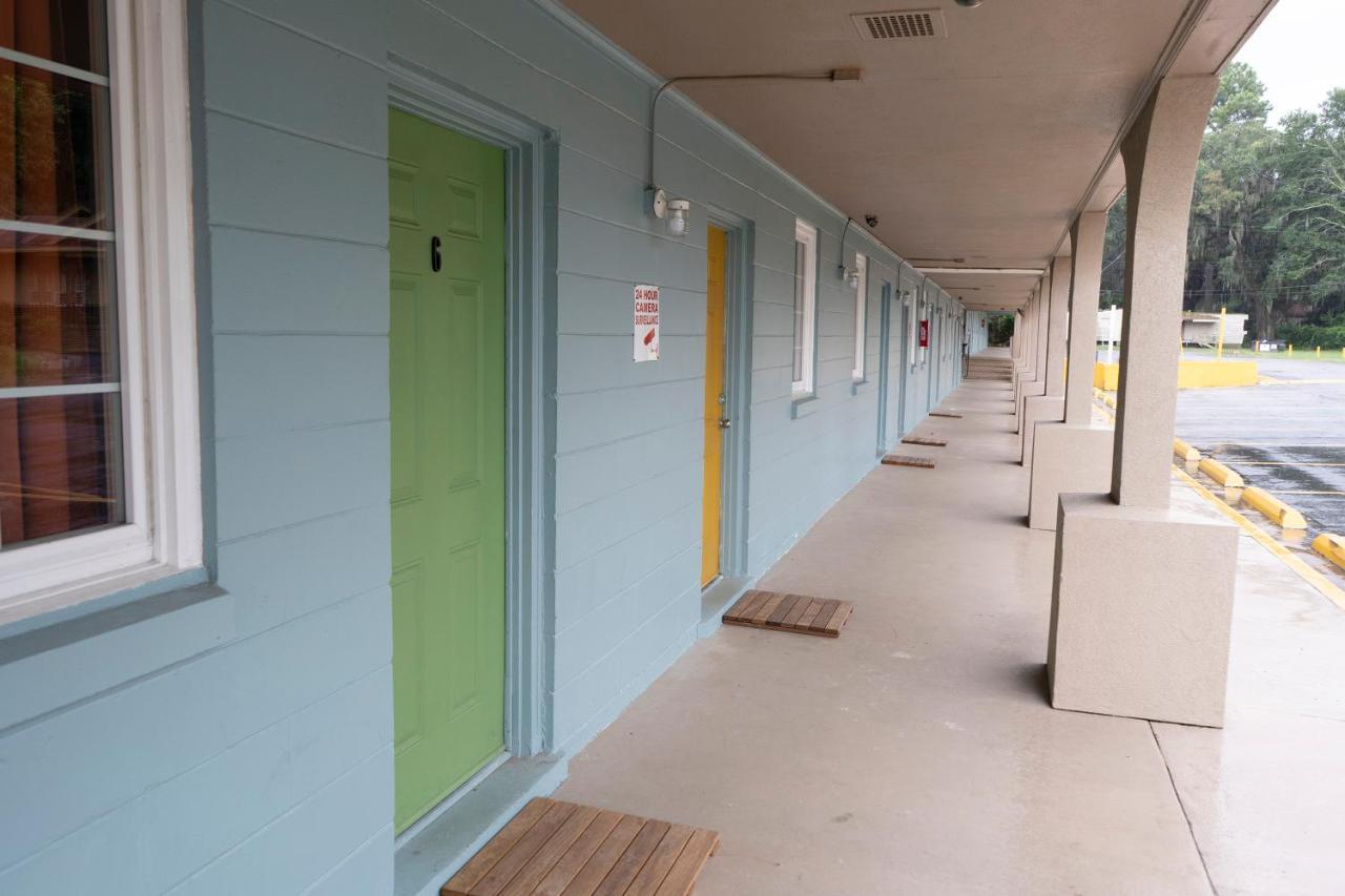 Hotel Savannah Ga Hwy 17 Екстериор снимка
